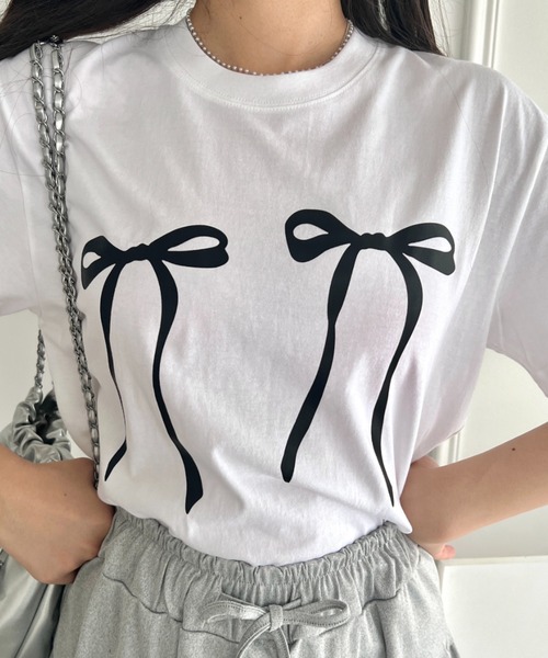 Loueme（ルエム）の「ダブルリボンプリントTシャツ（Tシャツ/カットソー・レディース・ホワイト/レッド/ブラック・FREE）」の10枚目の写真