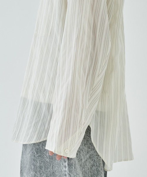 saby（サバイ）の「【saby/サバイ】STUDIOUS別注 STRIPE SHIRT（シャツ/ブラウス・メンズ・オフホワイト/サックスブルー・2/3）」の11枚目の写真