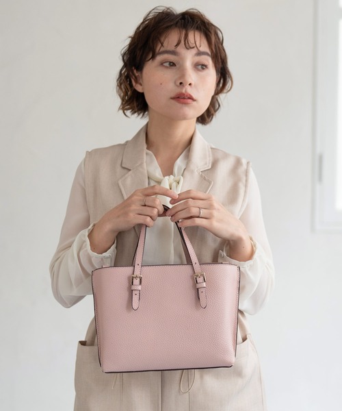 mieno（ミエノ）の「[mieno]本革レザーハンドバッグ（ハンドバッグ・レディース・ブラック/ウッド/キャメル/レッド/ライトベージュ/スモークピンク・FREE）」の11枚目の写真