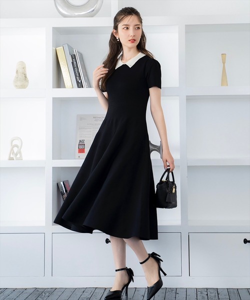 SWINGLE（スウィングル）の「シャツカラーエレガンスニットワンピース（ワンピース・レディース・ブラック/ライトベージュ/レッド・FREE）」の2枚目の写真