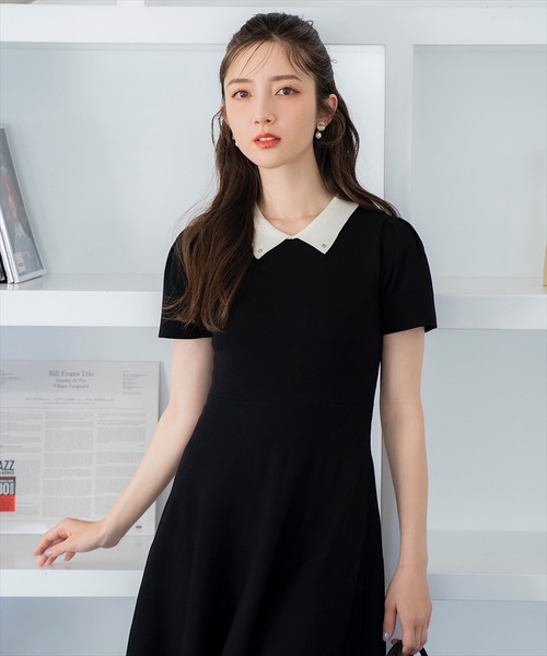 新品　スウィングル Swingle ブローチ付きフレアミニニットワンピース　黒 スウィングル SWINGLE ギンガムチェックシャツカラーニット