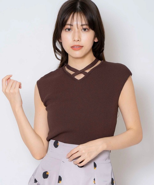 NOELA(ノエラ)の「クロスストラップノースリニット(ニット/セーター・レディース・ブラック/グレー/ブラウン・フリー)」の3枚目の写真