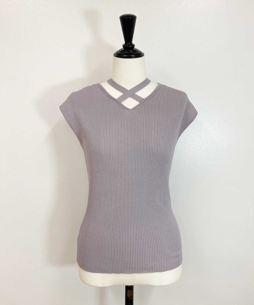 NOELA(ノエラ)の「クロスストラップノースリニット(ニット/セーター・レディース・ブラック/グレー/ブラウン・フリー)」の10枚目の写真