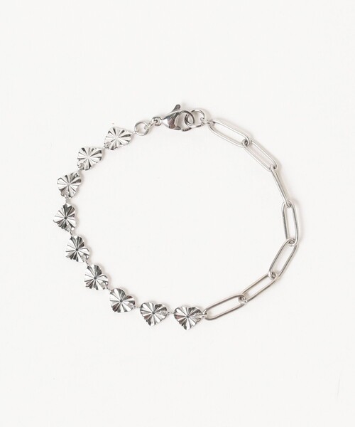 Ray BEAMS(レイビームス)の「Ray BEAMS / ステンレス ハート & チェーン ブレスレット(ブレスレット・レディース・シルバー・ONE SIZE)」の2枚目の写真