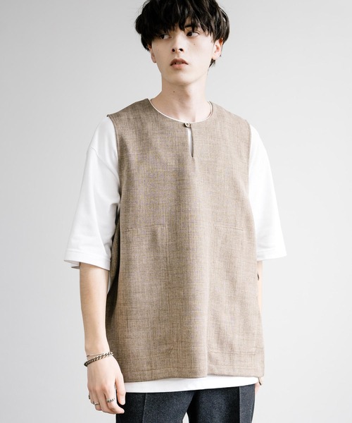 Audience(オーディエンス)の「Upscape Audience アップスケープオーディエンス 日本製 国産 Naturemier ナチュレミア TECH リネンライク メランジクロス キーネックサイドオープンベスト AUD7265(ベスト・メンズ・ブラック/グレー/モカ・L/M)」の12枚目の写真