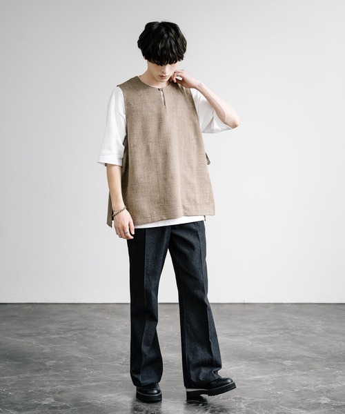 Audience(オーディエンス)の「Upscape Audience アップスケープオーディエンス 日本製 国産 Naturemier ナチュレミア TECH リネンライク メランジクロス キーネックサイドオープンベスト AUD7265(ベスト・メンズ・ブラック/グレー/モカ・L/M)」の14枚目の写真