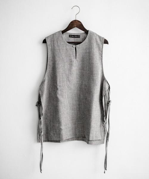 Audience(オーディエンス)の「Upscape Audience アップスケープオーディエンス 日本製 国産 Naturemier ナチュレミア TECH リネンライク メランジクロス キーネックサイドオープンベスト AUD7265(ベスト・メンズ・ブラック/グレー/モカ・L/M)」の16枚目の写真