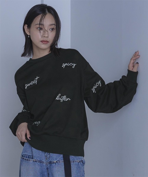 miette(ミエット)の「ランダム刺繍スウェット(スウェット・レディース・グレー/ブラック・FREE)」の6枚目の写真