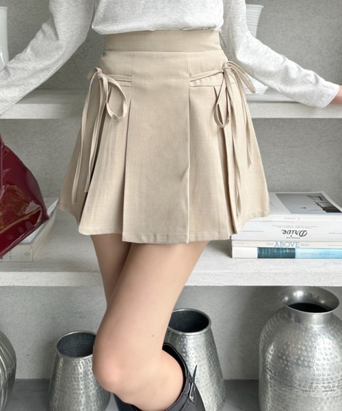 Ada.（エイダ）の「リボン デザイン プリーツ (インナーパンツ付き)（スカート・レディース・ブラック/グレー/ブラウン/ベージュ/ネイビー・M/MT/S）」の4枚目の写真