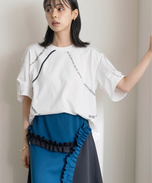 Eimee Law（エイミーロウ）の「ウェーブロゴプリントタックスリーブTシャツ（Tシャツ/カットソー・レディース・ブラック/オフホワイト/スミクロ・38）」の14枚目の写真