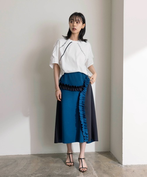 Eimee Law（エイミーロウ）の「ウェーブロゴプリントタックスリーブTシャツ（Tシャツ/カットソー・レディース・ブラック/オフホワイト/スミクロ・38）」の13枚目の写真