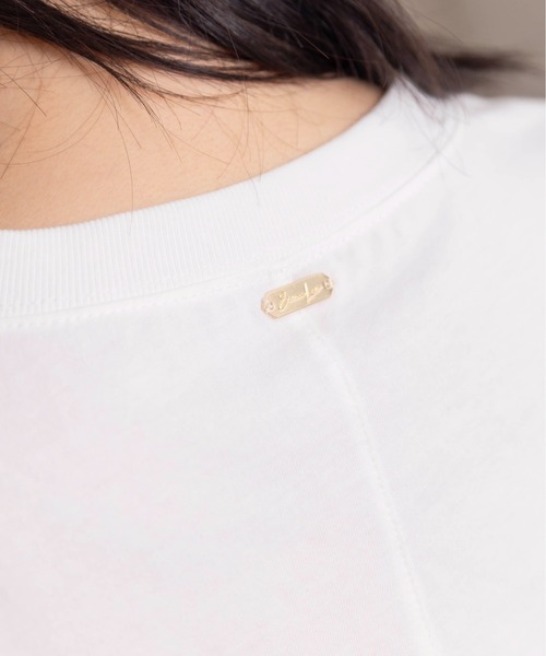 Eimee Law（エイミーロウ）の「ウェーブロゴプリントタックスリーブTシャツ（Tシャツ/カットソー・レディース・ブラック/オフホワイト/スミクロ・38）」の6枚目の写真