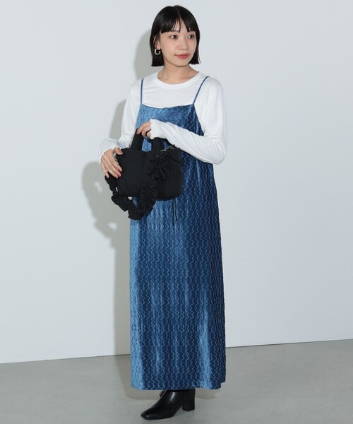 BEAMS HEART(ビームスハート)の「【2点セット】ベロアワンピース × ロングスリーブTシャツ(ワンピース・レディース・ブルー/ブラック・FREE)」の5枚目の写真
