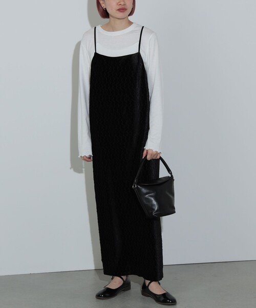 BEAMS HEART(ビームスハート)の「【2点セット】ベロアワンピース × ロングスリーブTシャツ(ワンピース・レディース・ブルー/ブラック・FREE)」の6枚目の写真