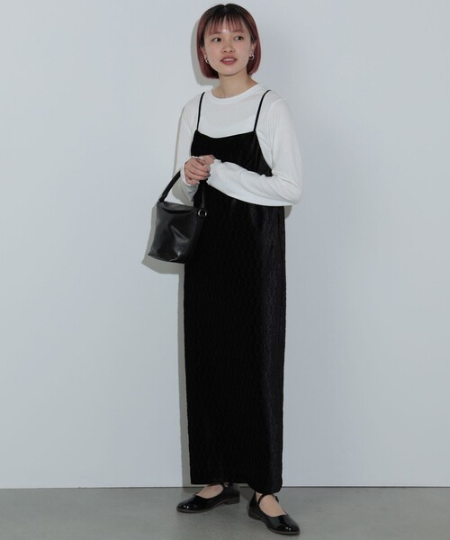 BEAMS HEART(ビームスハート)の「【2点セット】ベロアワンピース × ロングスリーブTシャツ(ワンピース・レディース・ブルー/ブラック・FREE)」の7枚目の写真