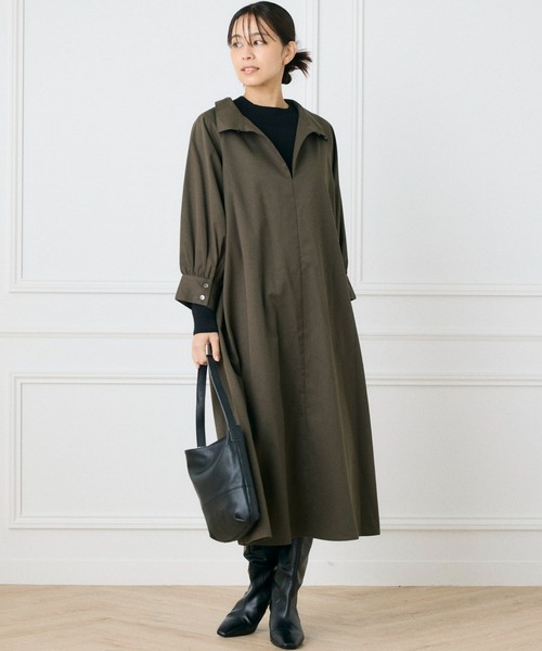 INED CLARO（イネドクラロ）の「2WAYギャザーネックワンピース（ワンピース・レディース・チャコールグレー/ベージュ・フリー）」の7枚目の写真