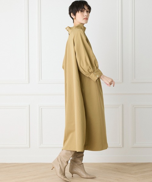 INED CLARO（イネドクラロ）の「2WAYギャザーネックワンピース（ワンピース・レディース・チャコールグレー/ベージュ・フリー）」の21枚目の写真