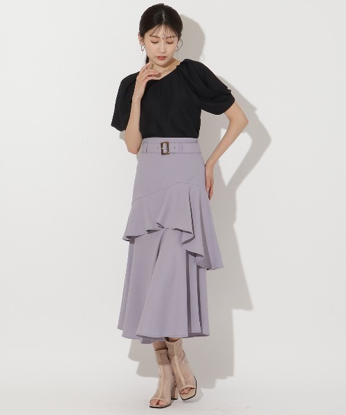 AND COUTURE（アンドクチュール）の「アシメフリルティアードスカート（スカート・レディース・オレンジ/サックスブルー/ブラック/ベージュ・SMALL/MEDIUM）」の4枚目の写真