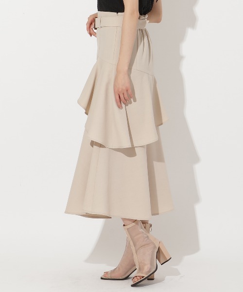 AND COUTURE（アンドクチュール）の「アシメフリルティアードスカート（スカート・レディース・オレンジ/サックスブルー/ブラック/ベージュ・SMALL/MEDIUM）」の12枚目の写真