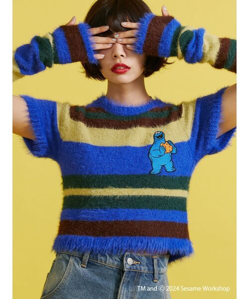 jouetie（ジュエティ）の「【セサミストリート】マルチボーダーアームウォーマーフェザータッチニット（ニット/セーター・レディース・ピンク/レッド/ブルー・MEDIUM）」の16枚目の写真