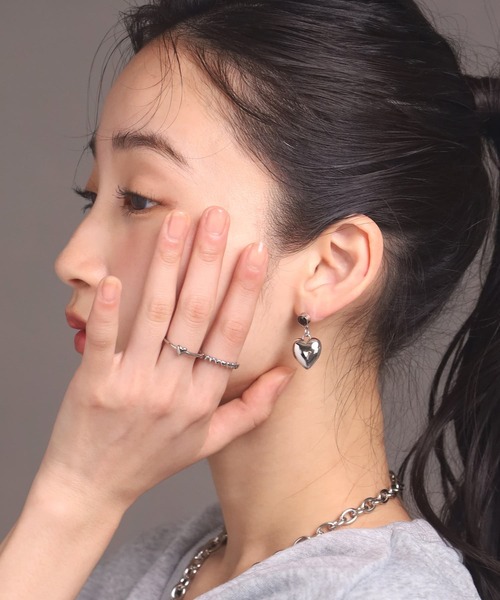 LHME（エルエイチエムイー）の「【WEB限定】“Moment”プチハートリング/サージカルステンレス（金属アレルギー対応）【LHME / エルエイチエムイー】（リング・レディース・ゴールド/シルバー・2号/3号/13号/11号）」の9枚目の写真