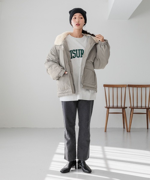 LOWRYS FARM（ローリーズファーム）の「ＣＯＮＥ／スリットパンツ 131360（デニムパンツ・レディース・ブラック/ブルー/ネイビー/ブラック系その他・SMALL/MEDIUM/LARGE）」の5枚目の写真