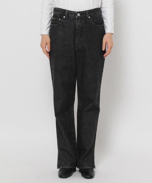 LOWRYS FARM（ローリーズファーム）の「ＣＯＮＥ／スリットパンツ 131360（デニムパンツ・レディース・ブラック/ブルー/ネイビー/ブラック系その他・SMALL/MEDIUM/LARGE）」の16枚目の写真