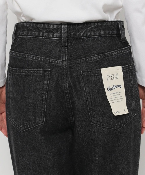 LOWRYS FARM（ローリーズファーム）の「ＣＯＮＥ／スリットパンツ 131360（デニムパンツ・レディース・ブラック/ブルー/ネイビー/ブラック系その他・SMALL/MEDIUM/LARGE）」の22枚目の写真