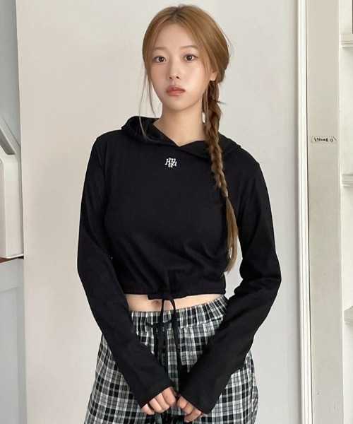 パーカー A'GEM/9 × .kom 「muah muah/ムーアムーア」 LOGO STITCH STRING HOOD LONG SLEEVE/ A'GEM/9 × .kom 『muah muah/ムーアムーア』 LOGO STITCH STRING