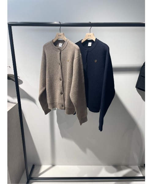 YENN(イエン)の「YENN ダブルフェイスニットカーディガン(カーディガン/ボレロ・レディース・ベージュ/ダークネイビー・FREE)」の8枚目の写真