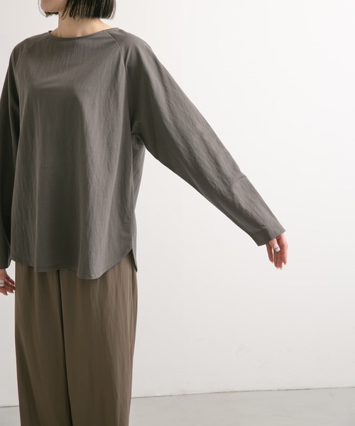 URBAN RESEARCH DOORS（アーバンリサーチドアーズ）の「ラグランロングスリーブTシャツ（Tシャツ/カットソー・レディース・グレー/ネイビー/ベージュ・MEDIUM）」の11枚目の写真