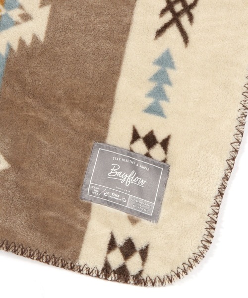 BAYFLOW（ベイフロー）の「[リバーシブル仕様]BFフリースブランケットM 101×162（ブランケット・レディース・ネイビー/ブルー/ベージュ/チャコール/ブラック系/ブルー系・00）」の18枚目の写真