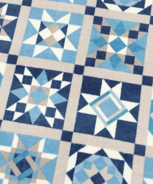 BAYFLOW（ベイフロー）の「[リバーシブル仕様]BFフリースブランケットM 101×162（ブランケット・レディース・ネイビー/ブルー/ベージュ/チャコール/ブラック系/ブルー系・00）」の20枚目の写真