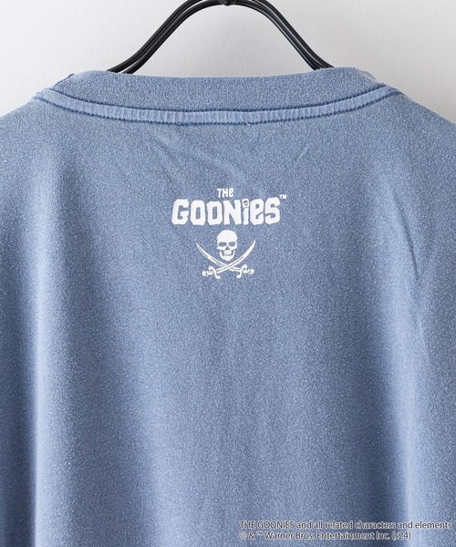 UNIIT(ユニット)の「【The Goonies/グーニーズ】パウダーブリーチ加工 ビッグシルエットロンT ドロップショルダー オーバーサイズ ヴィンテージ加工(Tシャツ/カットソー・メンズ・グリーン/ブルー/チャコールグレー・LARGE/MEDIUM)」の8枚目の写真