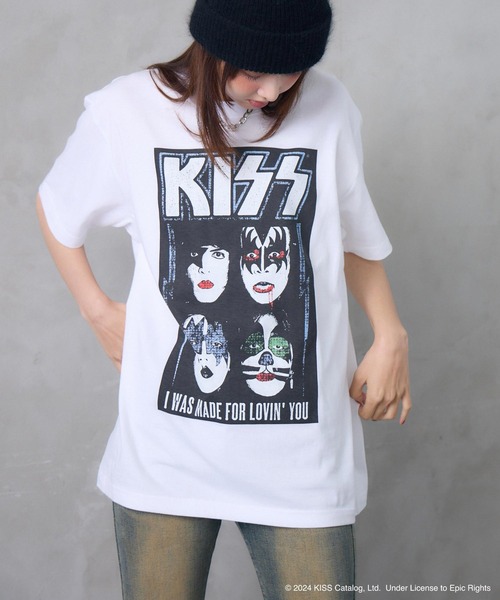 ENVYM(アンビー)の「UNISEX 【KISS】グランジロックTシャツ(Tシャツ/カットソー・レディース・ホワイト/ブラック・FREE)」の1枚目の写真