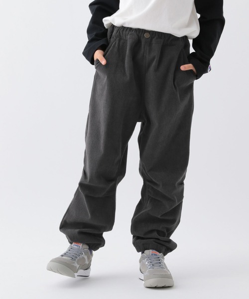 BAYFLOW（ベイフロー）の「[着回し力抜群!]コーデュロイパラシュートパンツ(KIDS)（その他パンツ・キッズ・チャコールグレー/モカ/ブルー・110cm/150cm/140cm/130cm/120cm）」の8枚目の写真