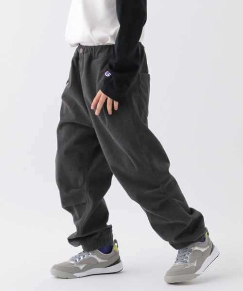 BAYFLOW（ベイフロー）の「[着回し力抜群!]コーデュロイパラシュートパンツ(KIDS)（その他パンツ・キッズ・チャコールグレー/モカ/ブルー・110cm/150cm/140cm/130cm/120cm）」の10枚目の写真