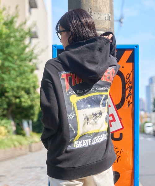 Manhattan Portage（マンハッタンポーテージ）の「Sweat Parka THRASHER（パーカー・メンズ・ブラック/ライトグレー・LARGE/MEDIUM/SMALL/X-LARGE）」の18枚目の写真