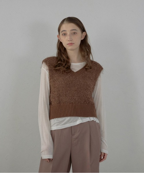 MINERTE（ミネルテ）の「【MINERTE】feather knit vest / フェザーニットベスト（ベスト・レディース・ブラウン/ブラウン系その他/アイボリー・FREE）」の2枚目の写真