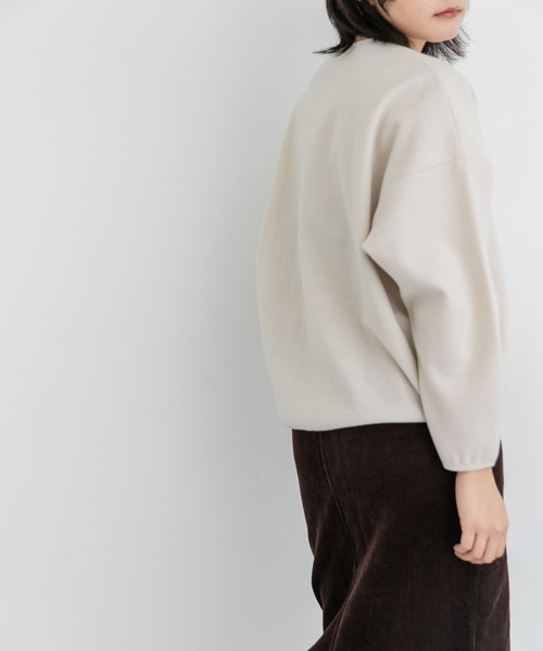 EKAL(エカル)の「ウォームドジャージーパイピングプルオーバー(Tシャツ/カットソー・レディース・アイボリー/ブラック・ONE)」の9枚目の写真