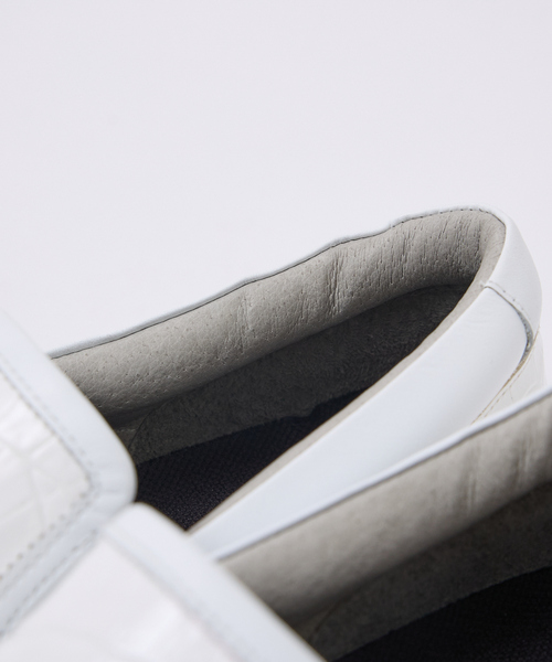 alfredoBANNISTER（アルフレッドバニスター）の「【Margome sole】シャークソール クロコダイル柄 レザー スニーカー スリッポン（スニーカー・メンズ・ブラック/ホワイト/ホワイト系その他/ブラック系その他・40/41/42/43/44）」の22枚目の写真