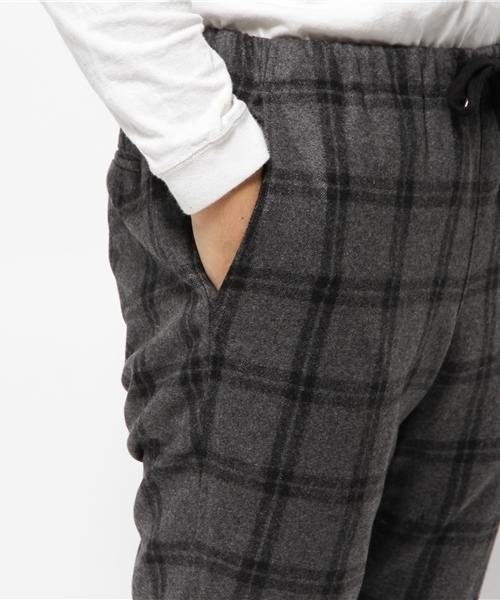 B:MING by BEAMS（ビーミングバイビームス）の「ビーミング by ビームス / ウールチェックイージーパンツ（その他パンツ・メンズ・ネイビー/グレー・LARGE/MEDIUM/SMALL）」の8枚目の写真