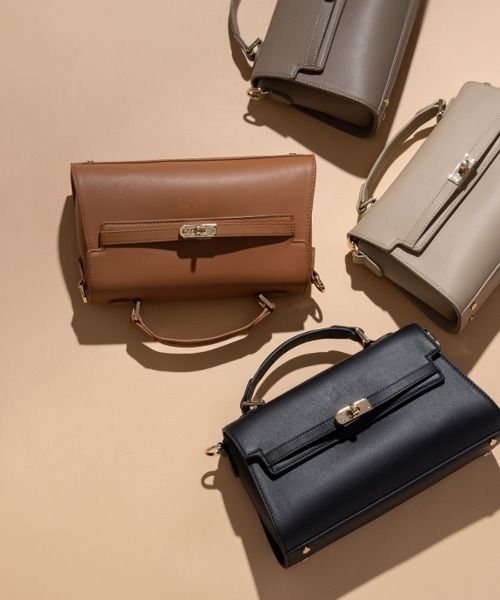 HAYNI（ヘイニ）の「Linzy リンジー【michanさん×HAYNIコラボ】（ショルダーバッグ・レディース・グレー系/ブラック/キャメル/ブラウン系・FREE）」の5枚目の写真