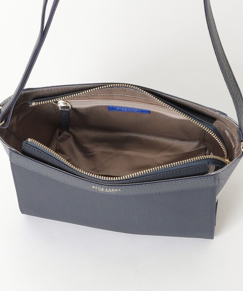BLUE LABEL CRESTBRIDGE（ブルーレーベルクレストブリッジ）の「パーシャルクレストブリッジチェックPVCミニショルダー（ショルダーバッグ・レディース・ブラック/ダークネイビー/ベージュ/ネイビー・FREE）」の14枚目の写真