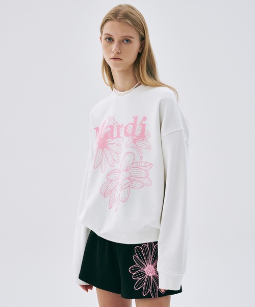 Mardi Mercredi（マルディメクルディ）の「SWEATSHIRT TRIPLE FLOWER（スウェット・レディース・ホワイト/ベージュ系その他2/ベージュ系その他/オートミール/ネイビー/ブラック×ピンク/ホワイト×ピンク/ブラック系その他・FREE）」の17枚目の写真