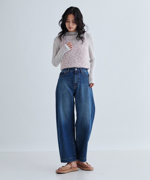 GALLEST（ギャレスト）の「フェザーヤーンベスト（ベスト・レディース・ピンク/ホワイト/ブラック・38）」の4枚目の写真