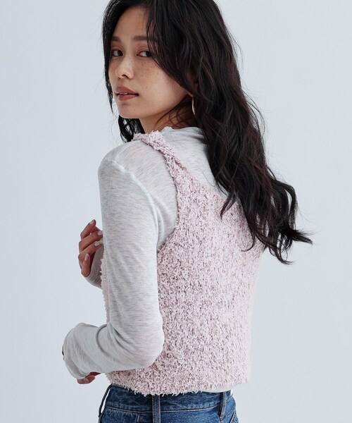 GALLEST（ギャレスト）の「フェザーヤーンベスト（ベスト・レディース・ピンク/ホワイト/ブラック・38）」の6枚目の写真