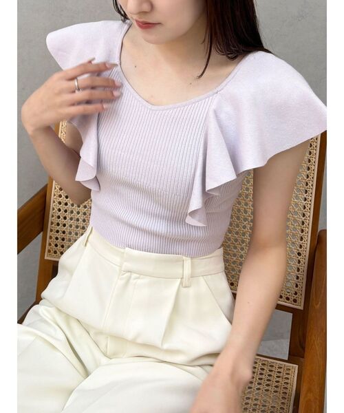 MERCURYDUO（マーキュリーデュオ）の「2WAY総針ラッフルコンパクトニット（ニット/セーター・レディース・ブラック/ブルー/オフホワイト/レッド/ラベンダー・SMALL/MEDIUM）」の4枚目の写真