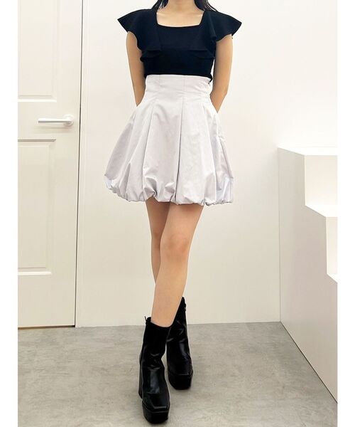 MERCURYDUO(マーキュリーデュオ)の「2WAY総針ラッフルコンパクトニット(ニット/セーター・レディース・ブラック/ブルー/オフホワイト/レッド/ラベンダー・SMALL/MEDIUM)」の12枚目の写真