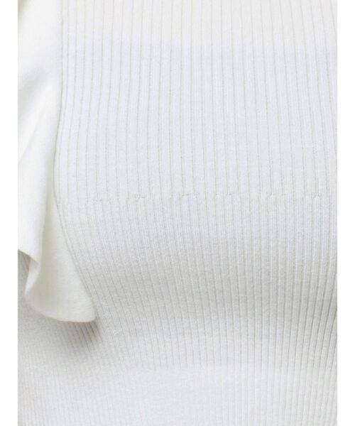 MERCURYDUO（マーキュリーデュオ）の「2WAY総針ラッフルコンパクトニット（ニット/セーター・レディース・ブラック/ブルー/オフホワイト/レッド/ラベンダー・SMALL/MEDIUM）」の11枚目の写真